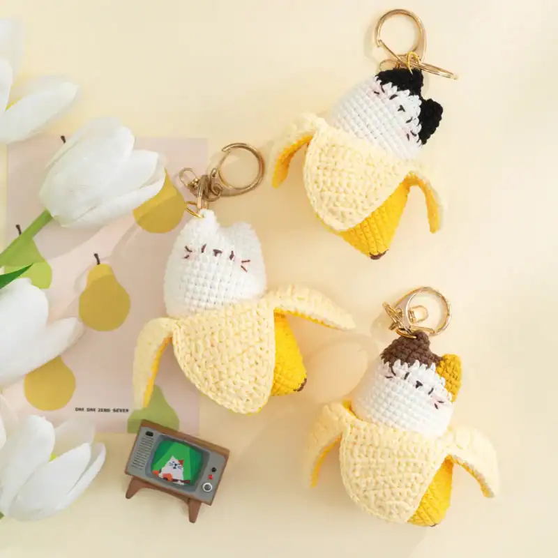 Crooked Head Banana Cat – Amigurumi Plush | Crochet Pattern or Finished Doll
