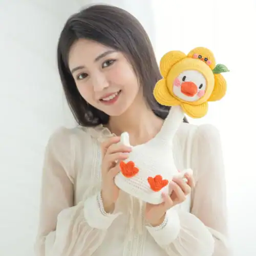 Fun Twister Singing Goose Crochet Pattern 5